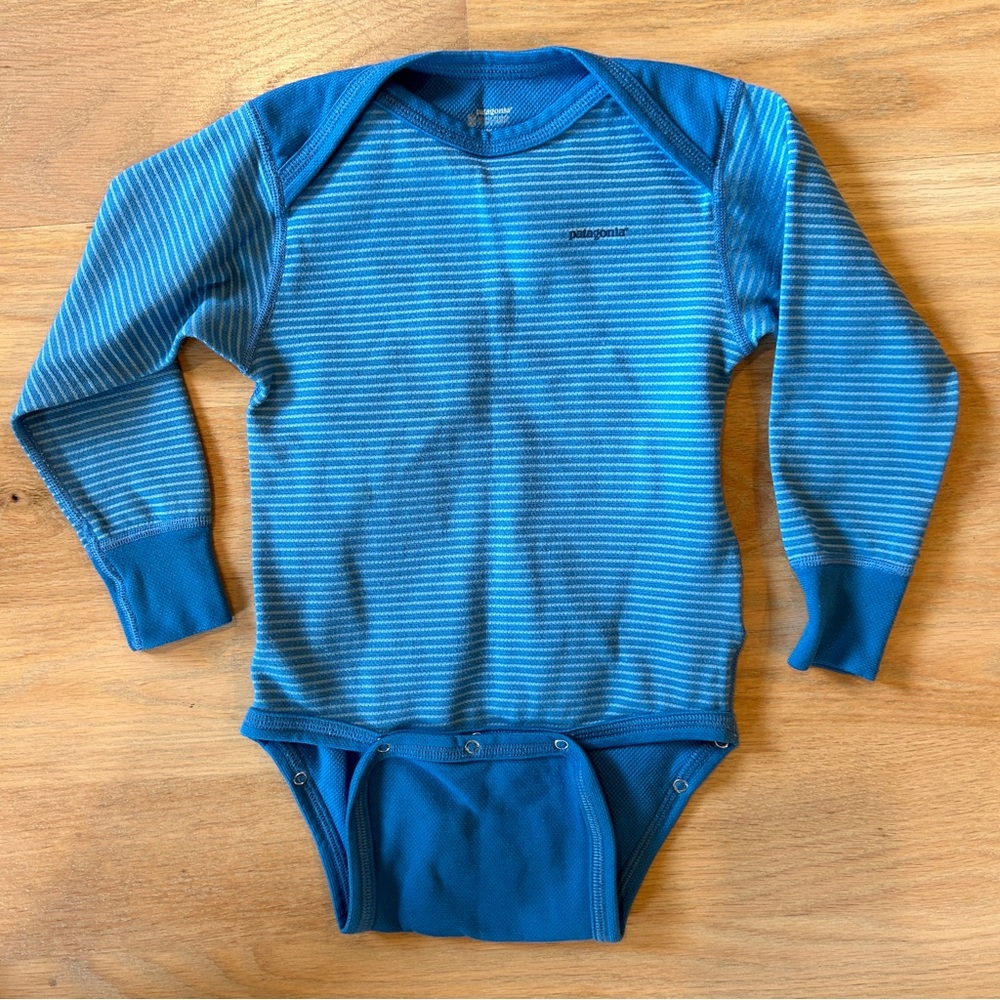 Patagonia capilene performance base layer 24mo.
